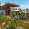 Отель Villa Rumassala Luxury Chalets Unawatuna