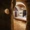 Отель Solem Cave Suites