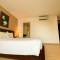 Отель Aluna Ben Thanh Hotel