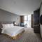 Отель Muong Thanh Luxury Saigon Hotel
