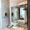 Отель Muong Thanh Luxury Saigon Hotel