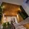 Отель Silverland Min Hotel