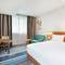 Отель Holiday Inn Express Shanghai Zhenping