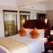 Отель Merry Hotel Shanghai