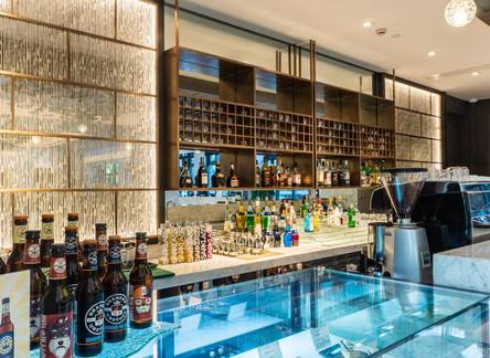 Отель The Senz Hotel & Spa