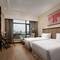 Отель The Senz Hotel & Spa