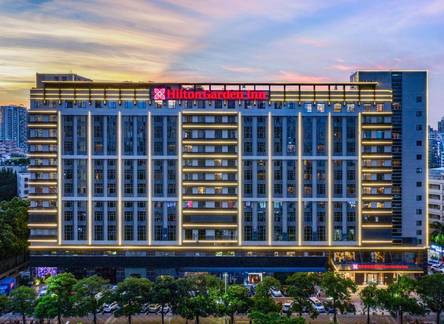 Отель Hilton Garden Inn Shenzhen Nanshan Avenue