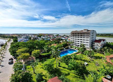 Отель RiverTown Hoi An Resort & Spa