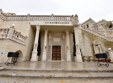 Отель Sacred Mansion