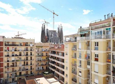 Отель Sagrada Familia