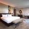 Отель Sofitel Kuala Lumpur Damansara