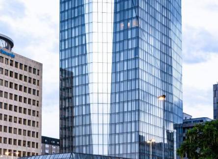 Отель Grand Plaza Hotel & Congress Center