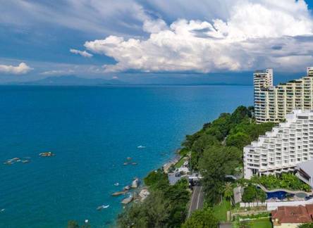 Отель DoubleTree Resort by Hilton Hotel Penang