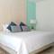 Отель Anah Suites