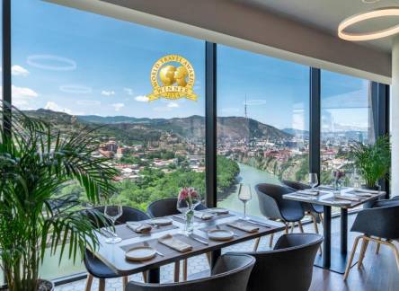 Отель Golden Tulip Design Tbilisi