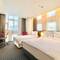 Отель Ramada Encore by Wyndham Busan Station