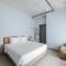 Отель The Up Phu Quoc