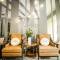 Отель Hanoi Center Silk Hotel & Travel