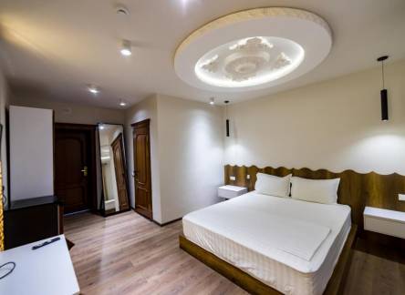 Отель Khans Palace Hotel