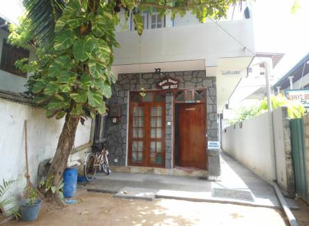 Отель Main Reef Guest House