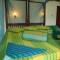 Отель Main Reef Guest House