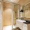 Отель Avanti Boutique Hotel