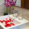 Отель Orchids Saigon Hotel