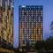 Отель Hilton Shenzhen World Exhibition & Convention Center