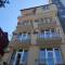 Отель Vaxx Hotel