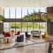 Отель Ramada Encore by Wyndham Istanbul Arnavutkoy