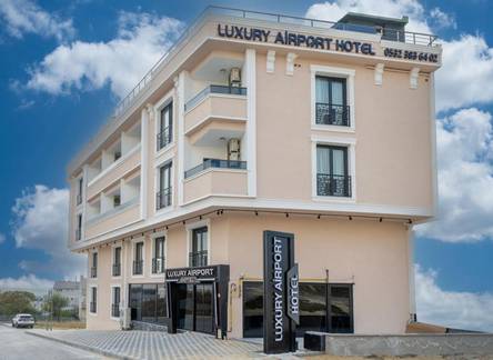 Отель Luxury Airport Hotel