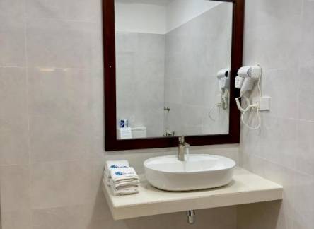 Отель Sevonra Beach Resort