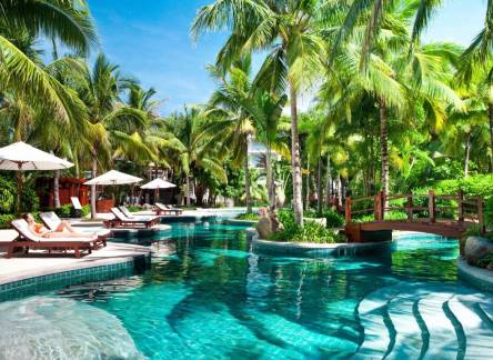 Отель Grand Mercure Sanya Yalong Bay