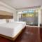 Отель Grand Mercure Sanya Yalong Bay