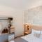 Отель Aqua Beachfront Elegant Hotel