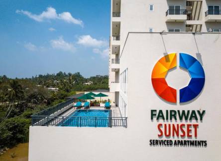 Отель Fairway Sunset Serviced Apartments