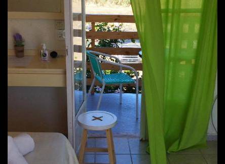Отель Cleo Rooms