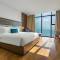 Отель Peninsula Hotel Danang