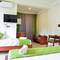 Отель Traveller's Hotel Hikkaduwa