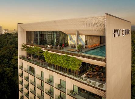 Отель Hyatt Centric Kota Kinabalu