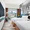 Отель The Robertson House by The Crest Collection