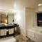Отель Grand Prince Hotel Osaka Bay