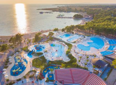 Отель Holiday Village Zaton