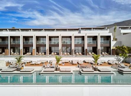 Отель Royal Hideaway Corales Villas