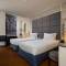 Отель Victor Metropolis Hotel & Rooftop Bar