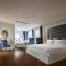Отель Victor Metropolis Hotel & Rooftop Bar