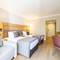 Отель Proxima Hotel