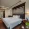 Отель The Q Boutique Hotel