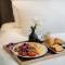 Отель The Q Boutique Hotel