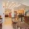 Отель OYO 210 Apple Tree Suites